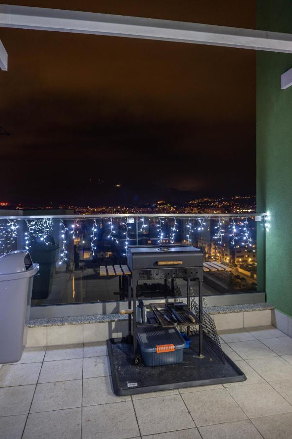 White Dream Penthouse With Jacuzzi Apartment Brasov Luaran gambar